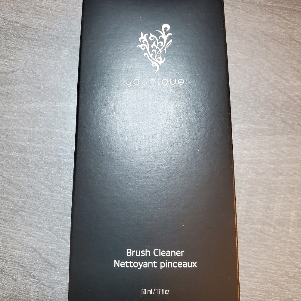 Younique Brush Cleaner